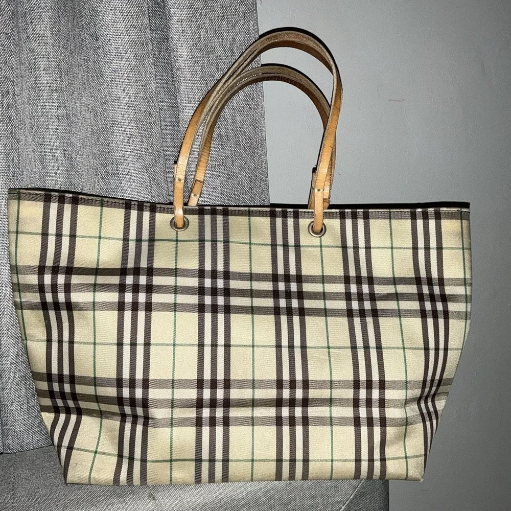 Burberry London Nylon Tote Bag Nova Check Beige Shopper‎ Minimalist Brown Green